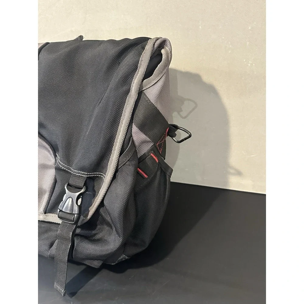Ful Messenger Bag (missing‎ Strap)